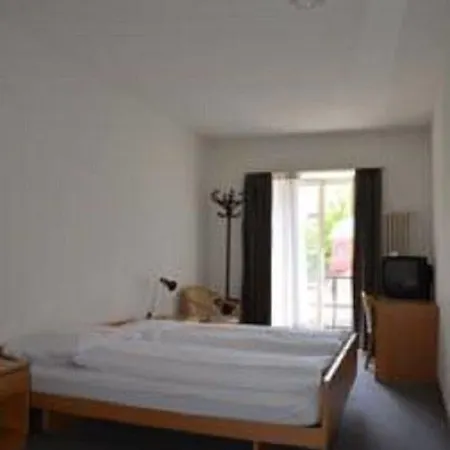 Готель Schluessel Lucerne